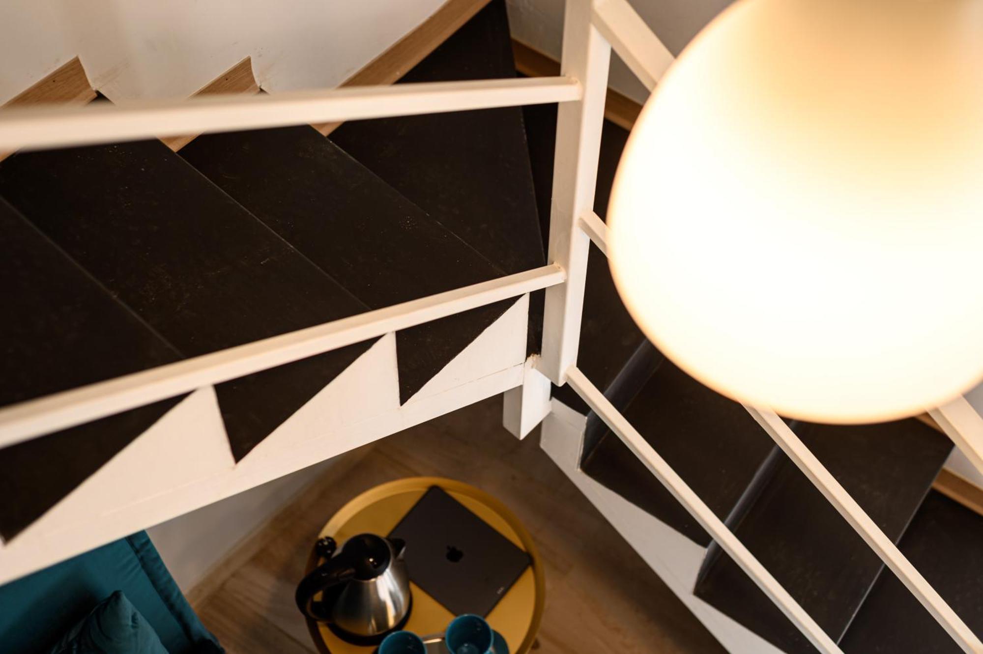 El Barrio In Bed Apartment Napoli Bagian luar foto