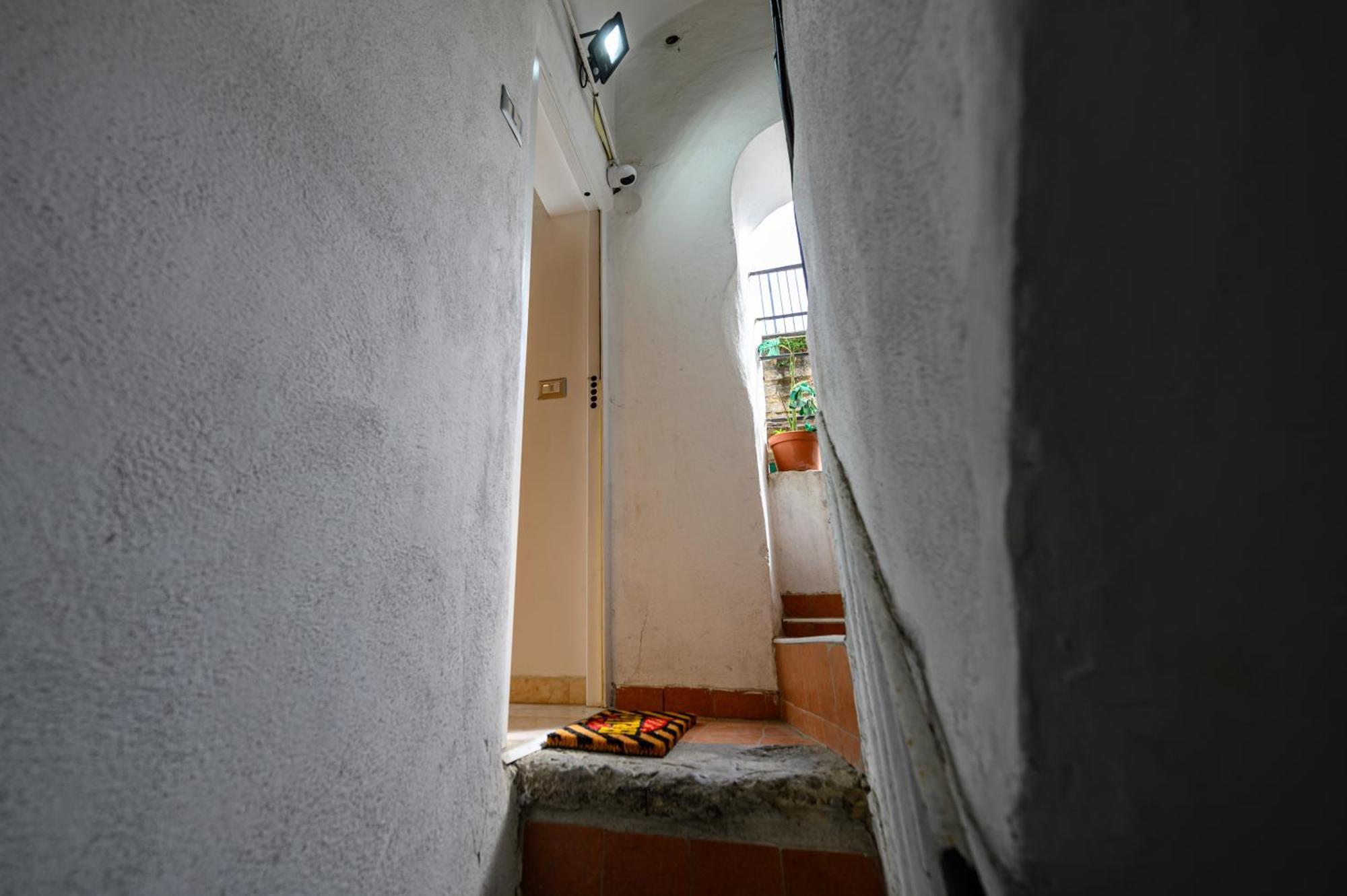 El Barrio In Bed Apartment Napoli Bagian luar foto